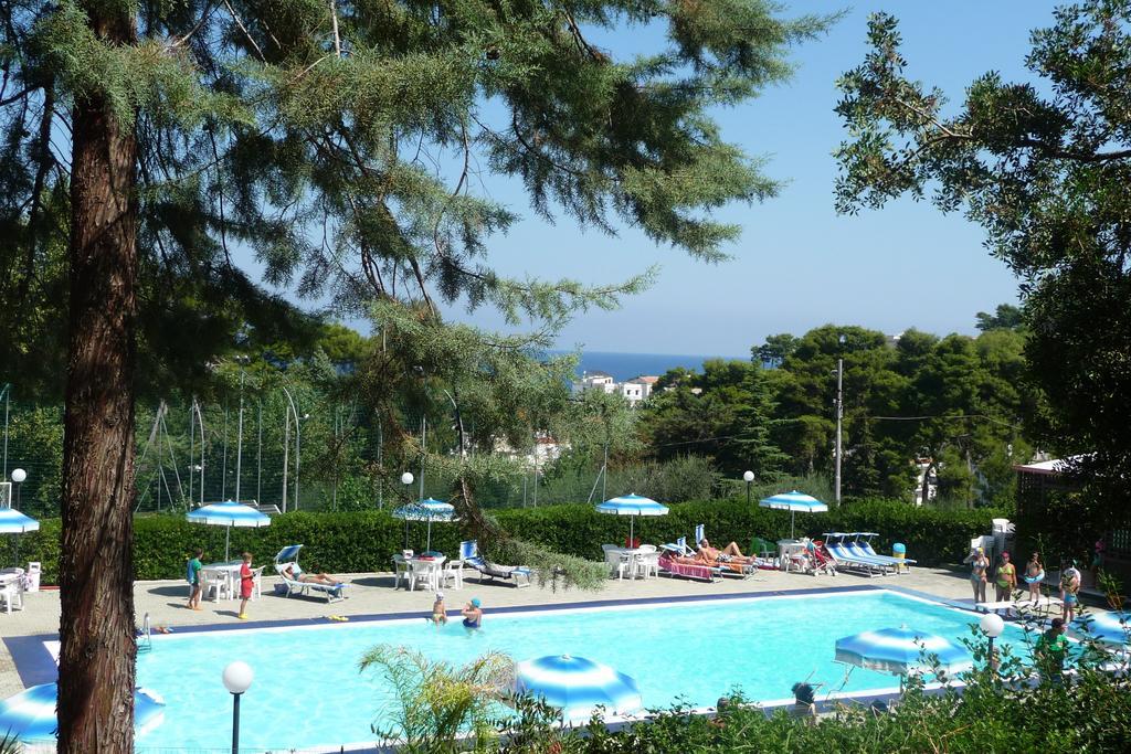 Camping Villaggio Internazionale 산 메나이오 외부 사진